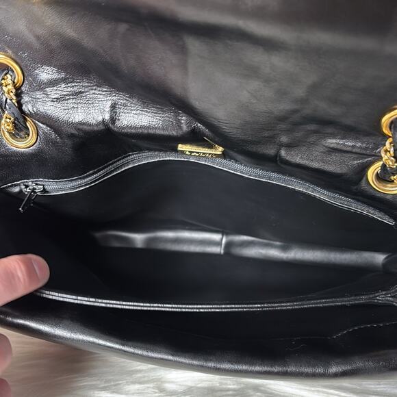 BALLY Quilted Chain Shoulder Bag Leather Black Gold Authentic - Picture 14 of 16